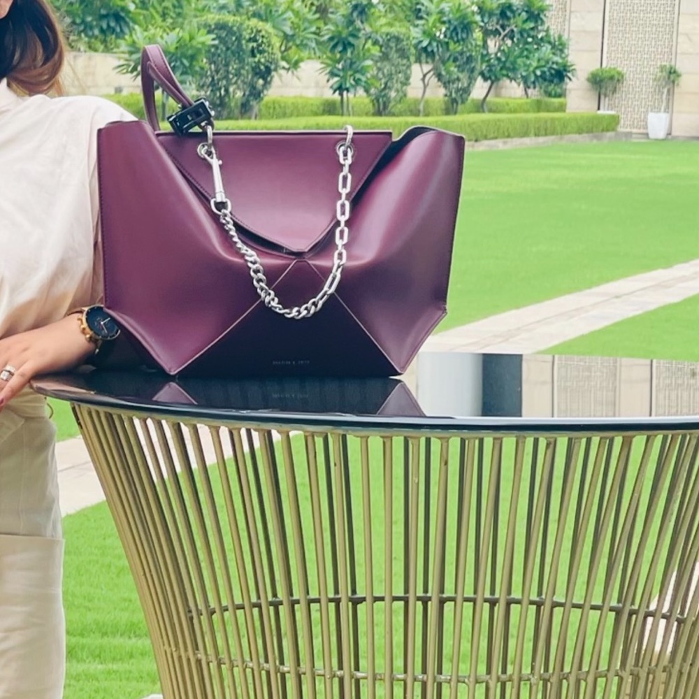 Charles and keith bag - Picture 1 of 9